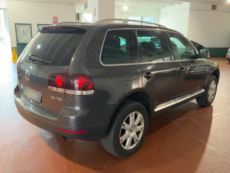 Volkswagen Touareg 3.0 V6 TDI Exclusive — zdjęcie 6