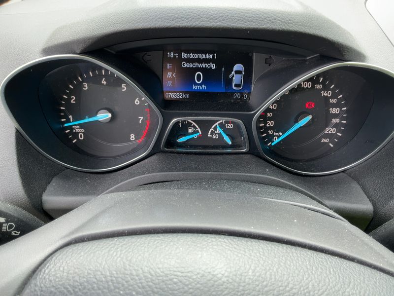 Ford Kuga 1.5 EcoBoost Trend — zdjęcie 13
