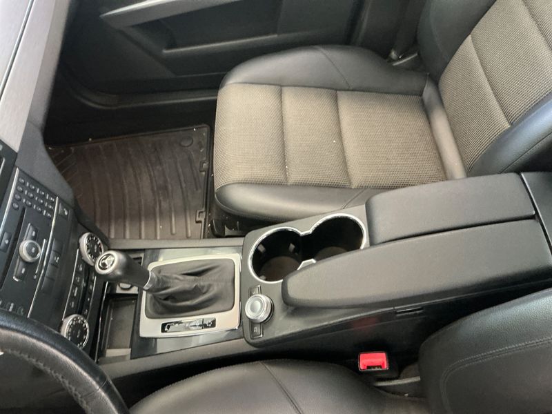 Mercedes-Benz GLK-Klasse GLK 220 CDI 4Matic BlueEfficiency 2009 – снимка 30