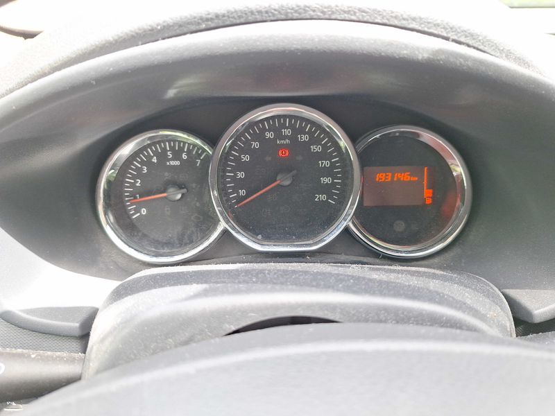 Dacia Sandero 1.5 dCi Stepway Prestige — zdjęcie 12