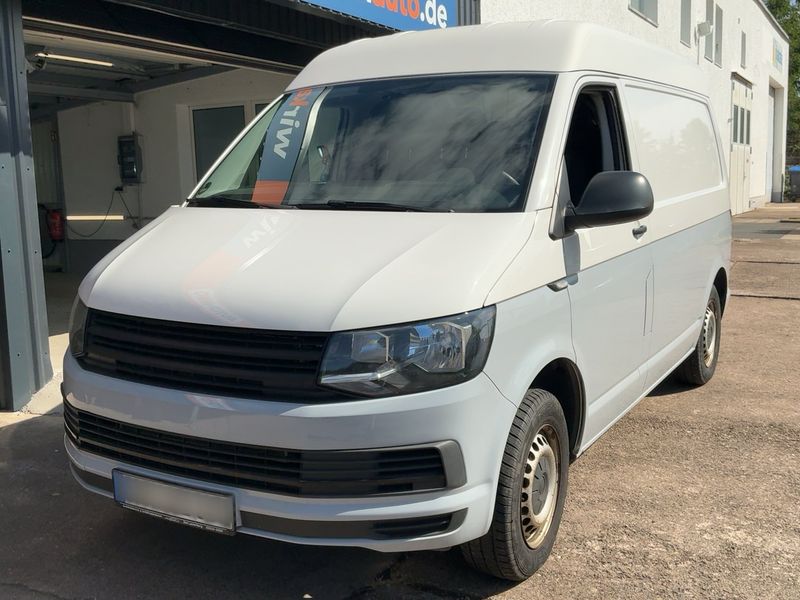2016 Volkswagen T6 Transporter