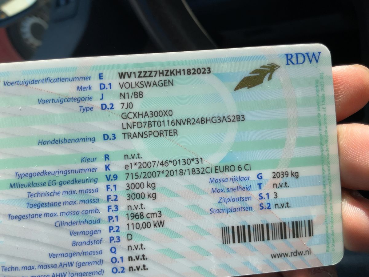 Volkswagen T6 Transporter 2.0 TDI Kasten lang