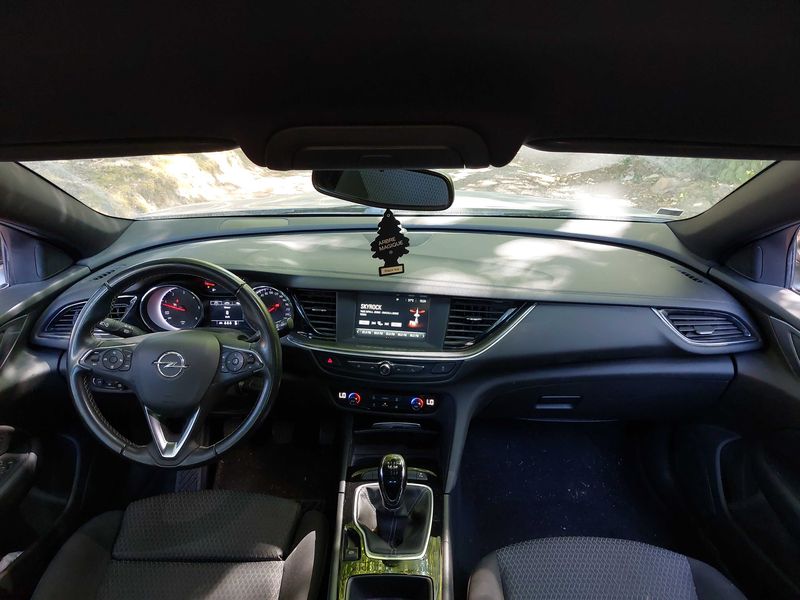 Opel Insignia 1.5 CDTI Business Edition — zdjęcie 11