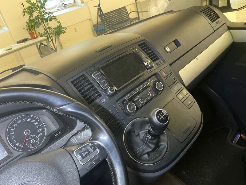 Volkswagen T5 Multivan 2.0 TDI Edition 25 4Motion 2011 – снимка 43