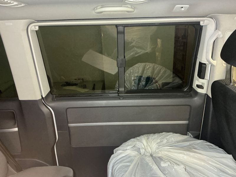 Volkswagen T5 Multivan 2.0 TDI Edition 25 4Motion 2011 – снимка 34