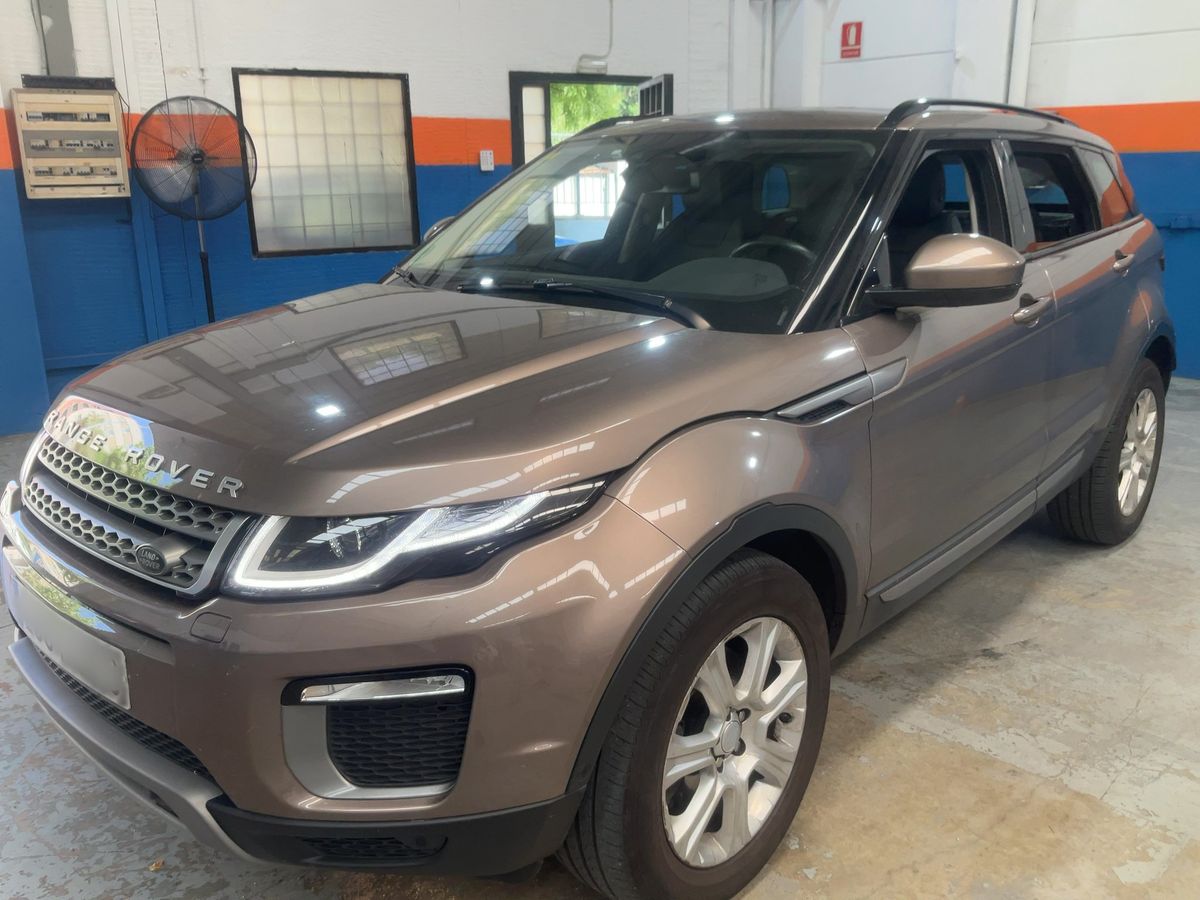 Land Rover 2015
