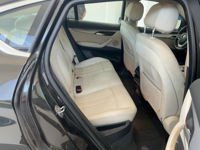 BMW X6 xDrive 30d — zdjęcie 14