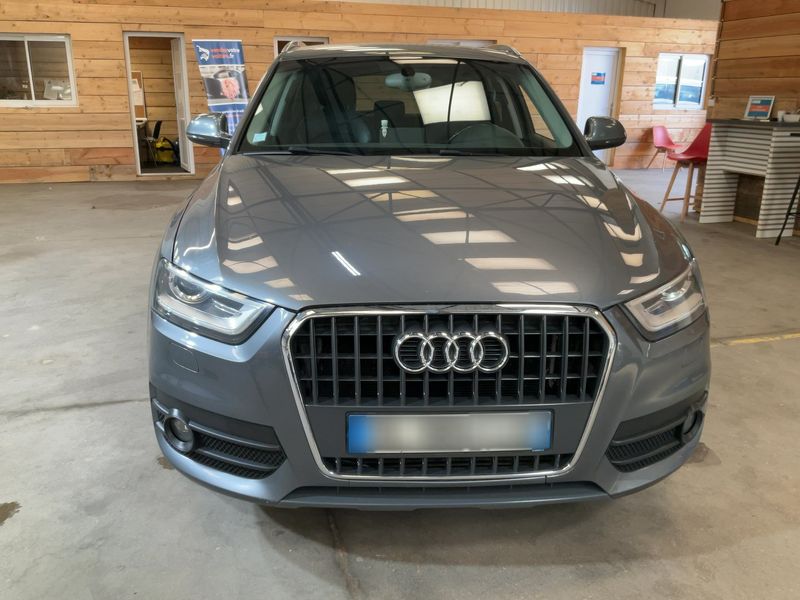 Audi Q3 2.0 TDI quattro Ambition Luxe — zdjęcie 9