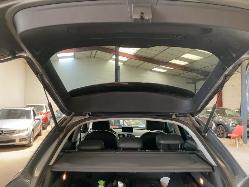 Audi Q3 2.0 TDI quattro Ambition Luxe — zdjęcie 10