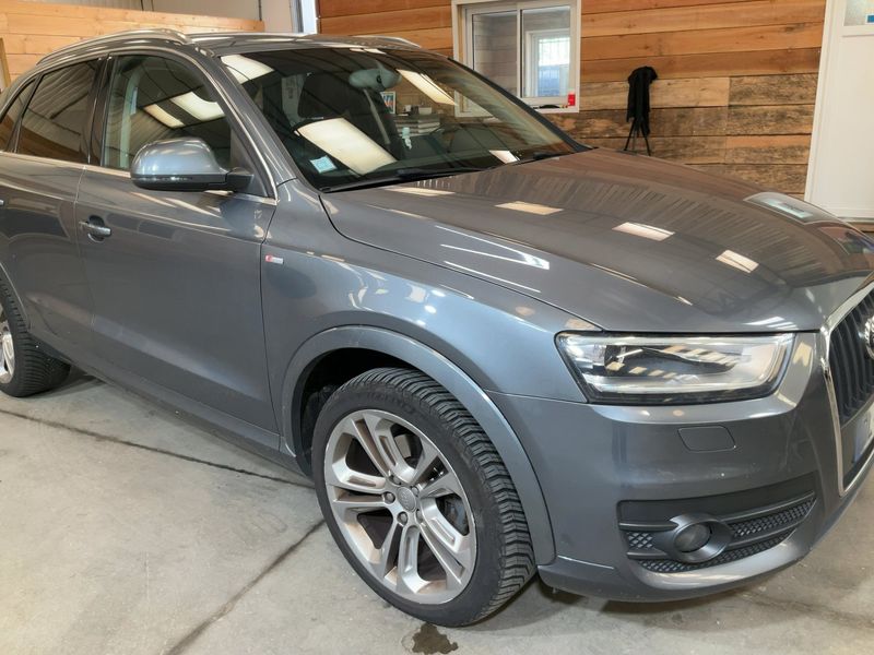Audi Q3 2.0 TDI quattro Ambition Luxe — zdjęcie 8