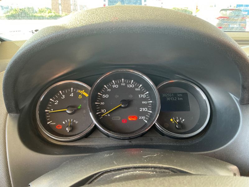 Renault Fluence 1.5 dCi Dynamique — zdjęcie 4