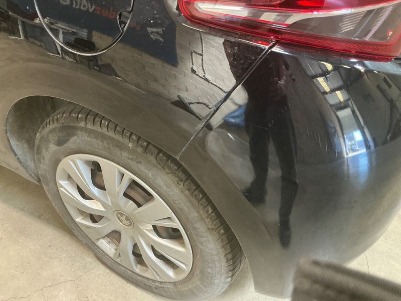 Peugeot 208 1.5 Blue-HDi Active 2020 – снимка 30