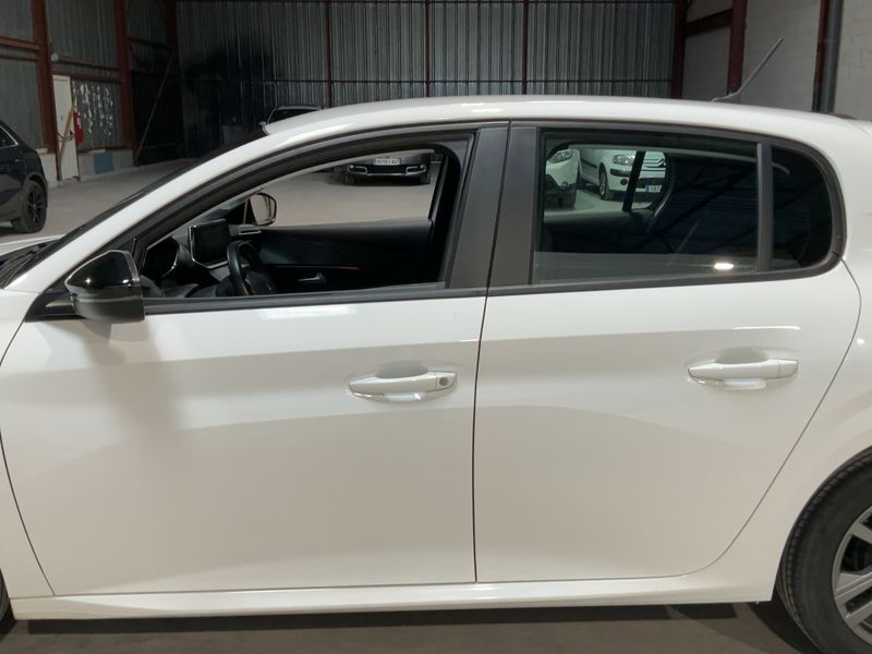 Peugeot 208 1.2 PureTech Active Pack 2022 – снимка 4