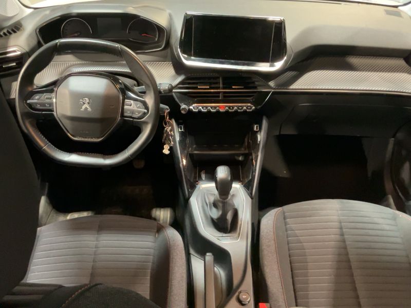 Peugeot 208 1.2 PureTech Active Pack 2022 – снимка 17