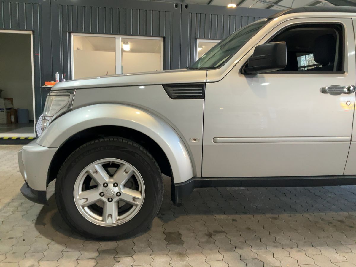 Dodge Nitro 3.7 SXT