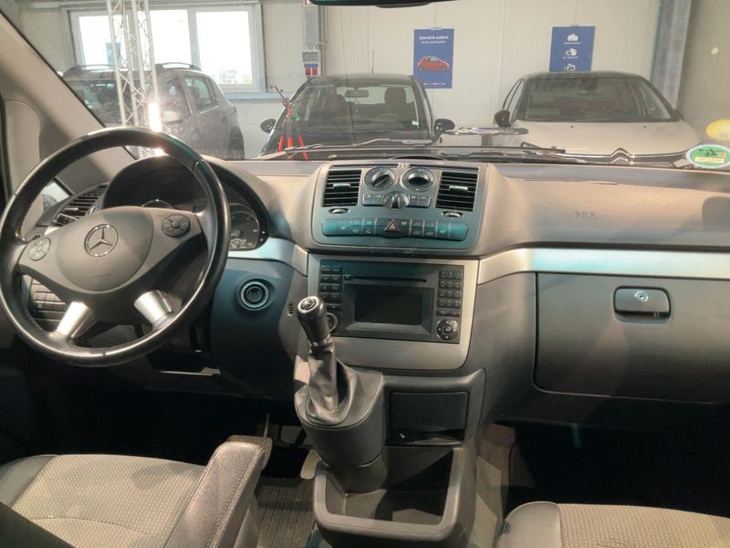 Mercedes-Benz Viano 3.0 CDI lang BlueEfficiency Trend Edition — zdjęcie 12