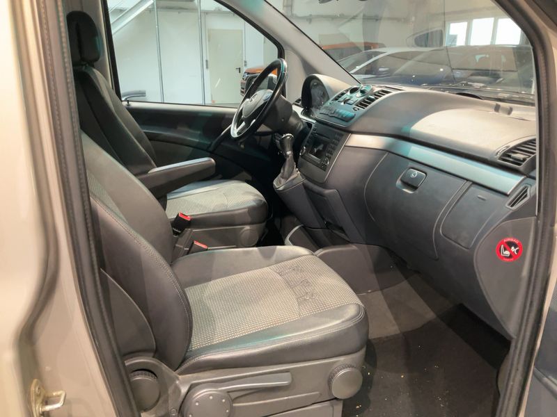 Mercedes-Benz Viano 3.0 CDI lang BlueEfficiency Trend Edition — zdjęcie 11