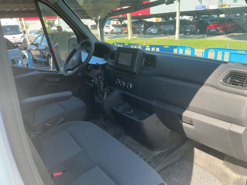 Nissan Interstar 2.3 dCi L3H2 3,5t Tekna FWD — zdjęcie 12