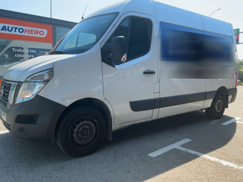 Nissan Interstar 2.3 dCi L3H2 3,5t Tekna FWD — zdjęcie 2