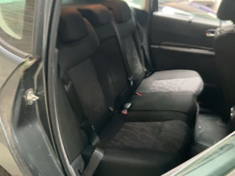 Peugeot 3008 1.6 HDi Business Pack — zdjęcie 14