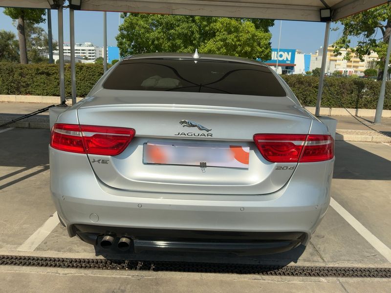 Jaguar XE 20d R-Sport — zdjęcie 5