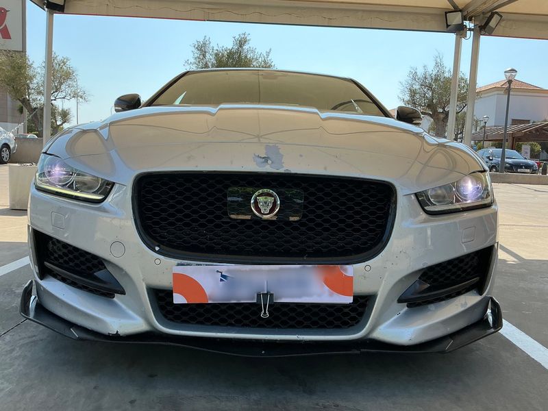 Jaguar XE 20d R-Sport — zdjęcie 9