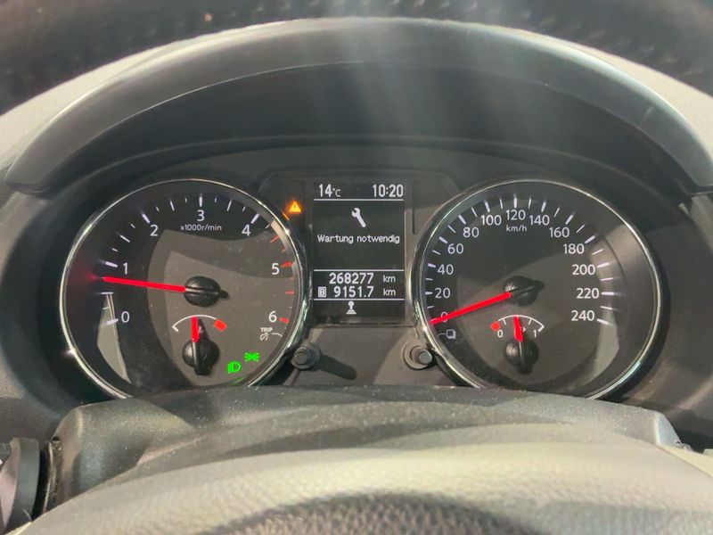 Nissan Qashqai 1.5 Turbodiesel Optima 2013 – снимка 19