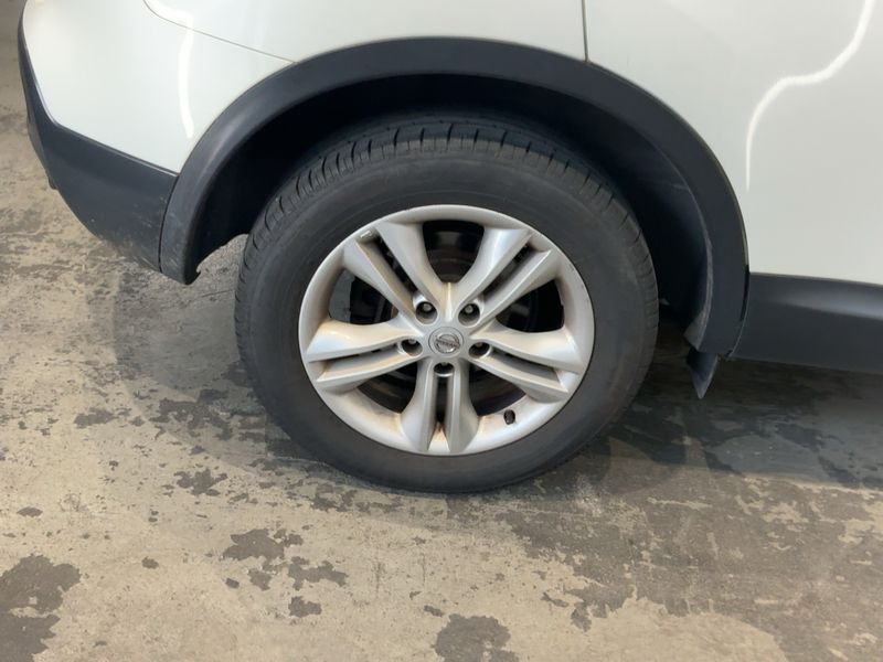 Nissan Qashqai 1.5 Turbodiesel Optima 2013 – снимка 9