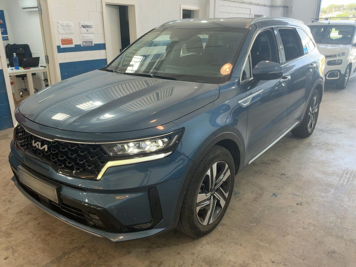 Kia Sorento 2023 — photo 1
