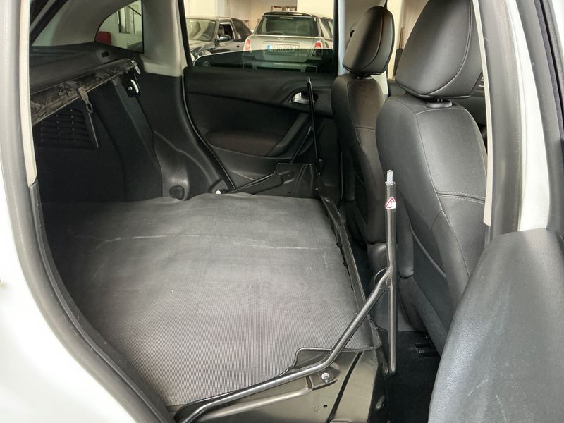 Citroen C3 1.4 HDi Attraction — zdjęcie 14