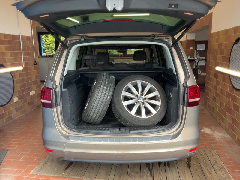 Volkswagen Sharan 2.0 TDI Highline BlueMotion Tech — zdjęcie 10