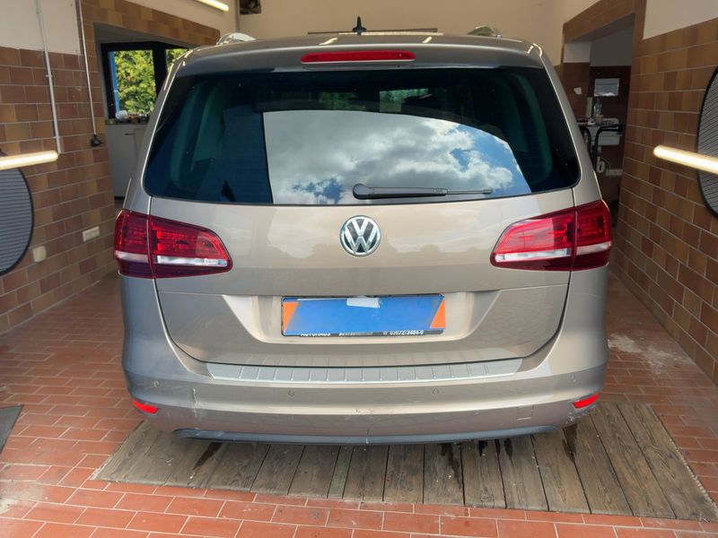 Volkswagen Sharan 2.0 TDI Highline BlueMotion Tech — zdjęcie 5