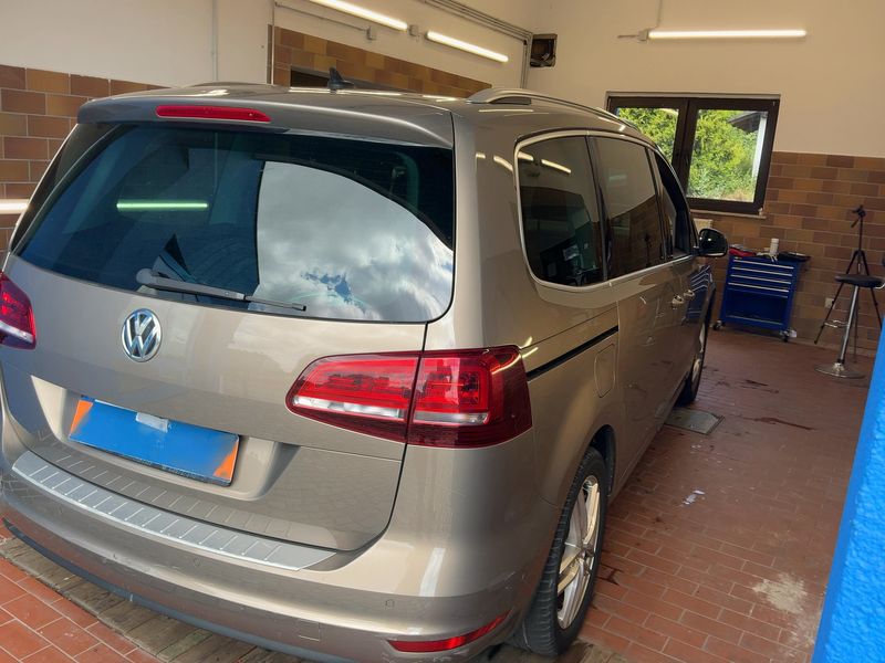 Volkswagen Sharan 2.0 TDI Highline BlueMotion Tech — zdjęcie 6