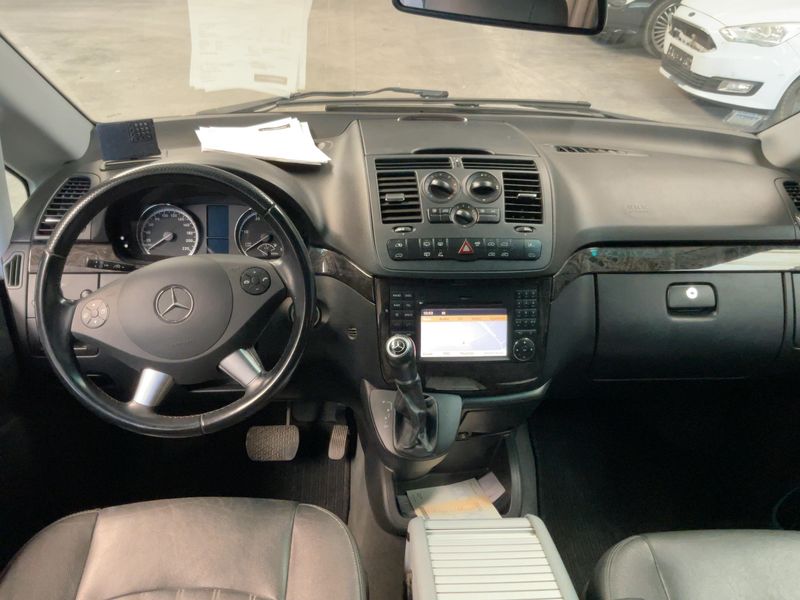 Mercedes-Benz Viano 3.0 CDI lang BlueEfficiency Ambiente — zdjęcie 12