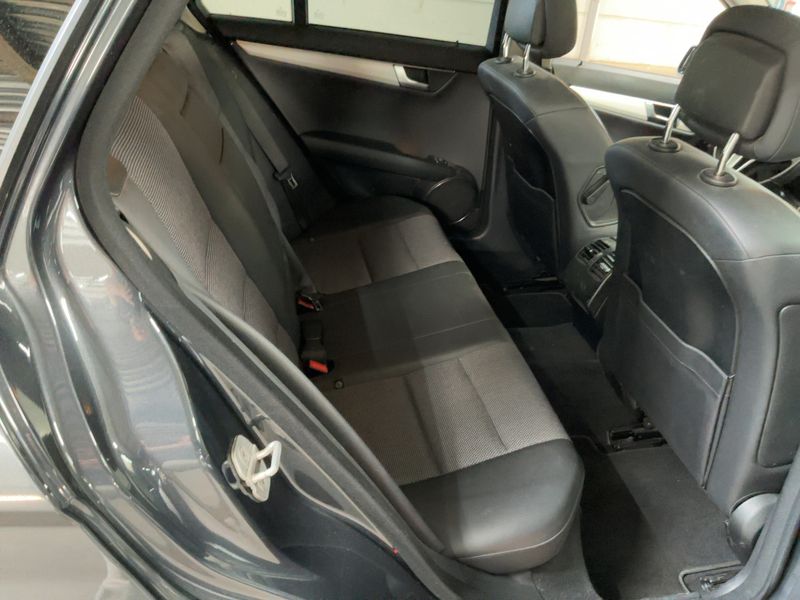 Mercedes-Benz C-Klasse C 220 CDI T BlueEfficiency Avantgarde 2013 – снимка 20