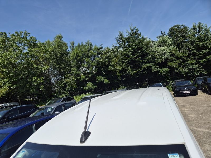Nissan Townstar 1.3 DIG-T L1 2,0t Acenta — zdjęcie 16