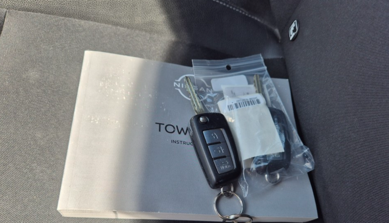 Nissan Townstar 1.3 DIG-T L1 2,0t Acenta — zdjęcie 15