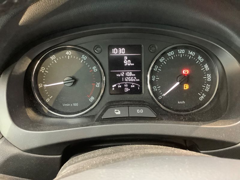 Skoda Rapid Spaceback 1.2 TSI Ambition — zdjęcie 13