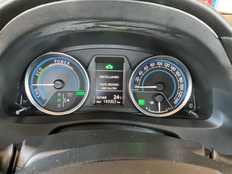 Toyota Auris 1.8 Hybrid START Edition — zdjęcie 13