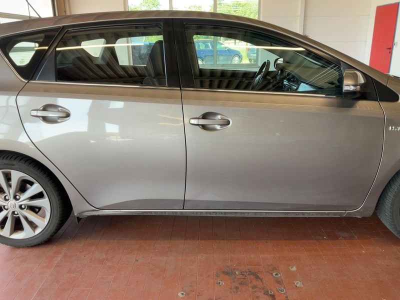 Toyota Auris 1.8 Hybrid START Edition — zdjęcie 7