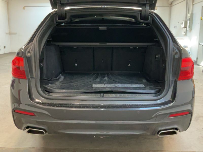 BMW 5er 520d M Sport 2019 – снимка 15