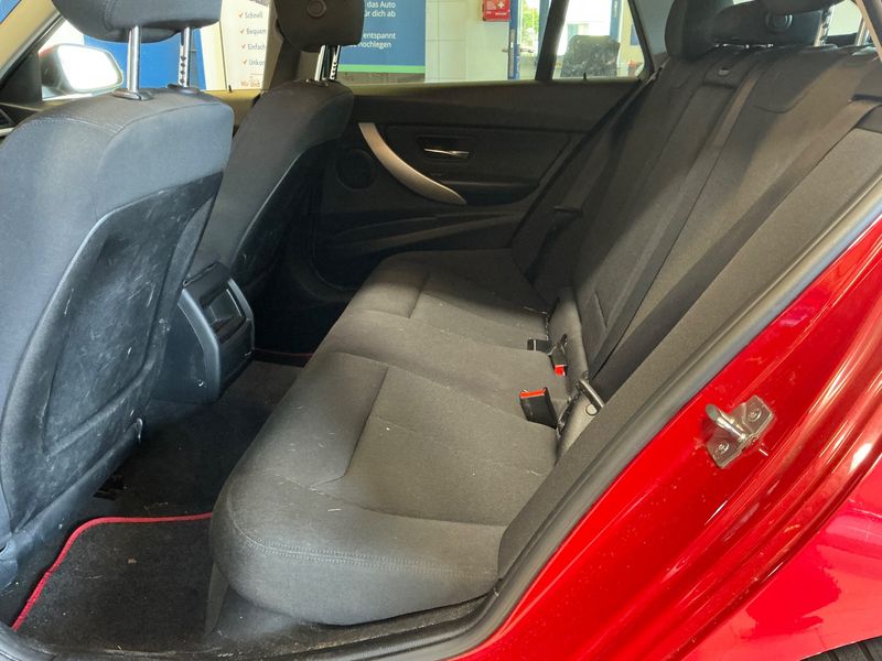 BMW 3er 320i 2013 – снимка 19