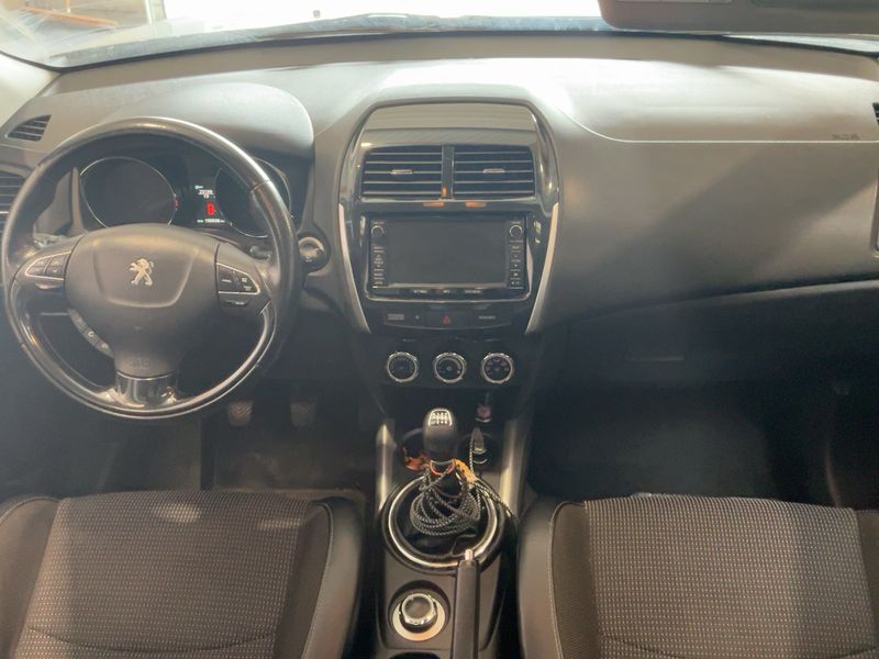 Peugeot 4008 1.8 HDi — zdjęcie 12