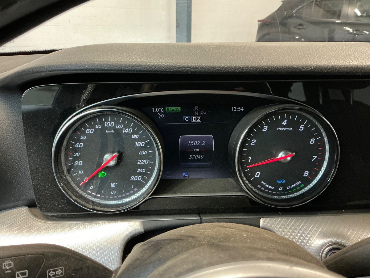 Mercedes-Benz E-Klasse 2019 — photo 20