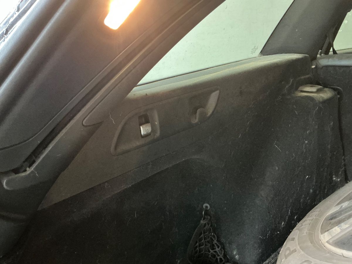 Mercedes-Benz E-Klasse 2019 — photo 35