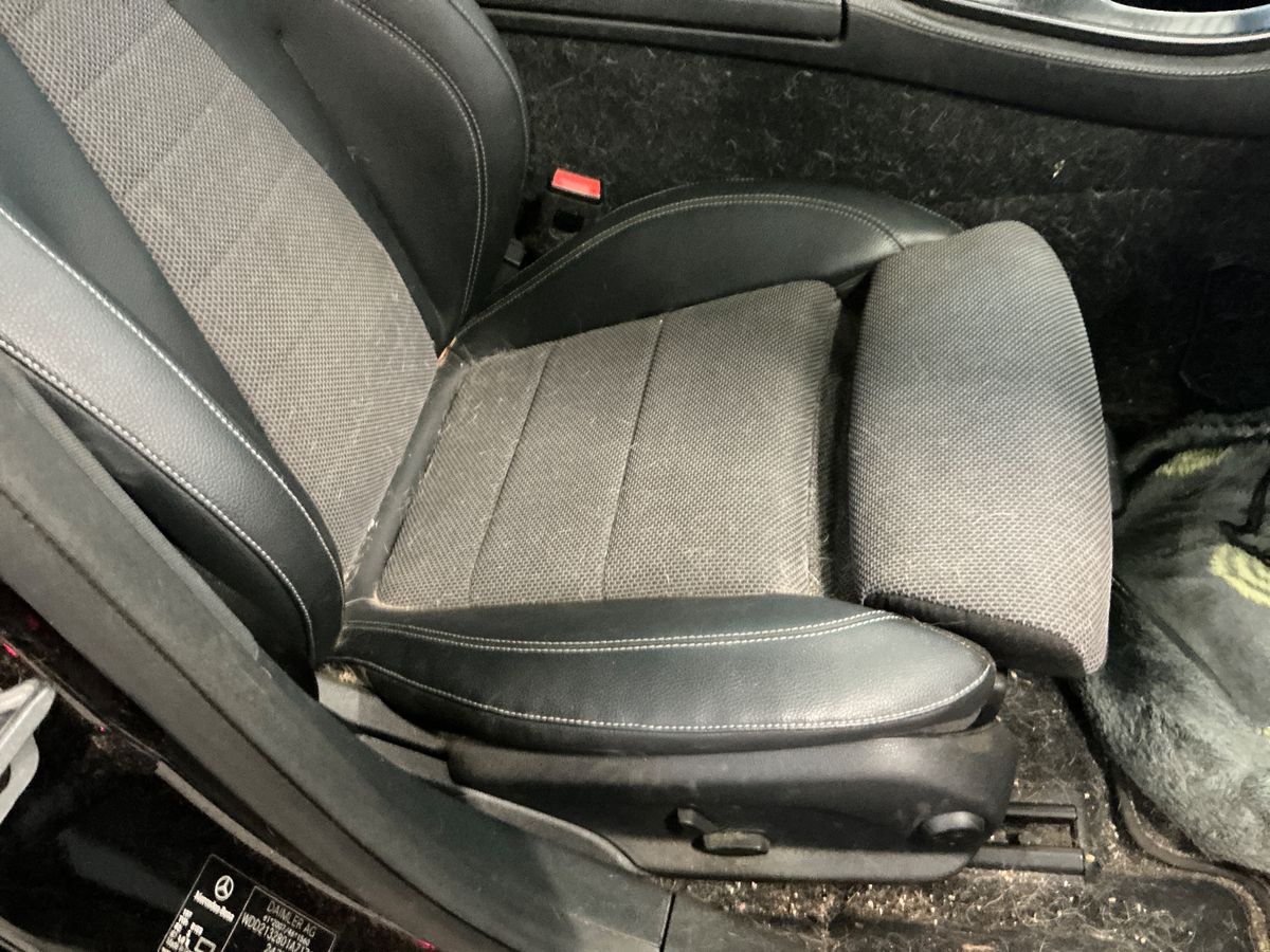 Mercedes-Benz E-Klasse 2019 — photo 27