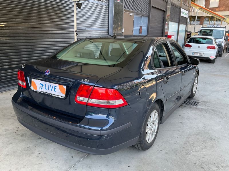 Saab 9-3 2.0 T Linear — zdjęcie 2