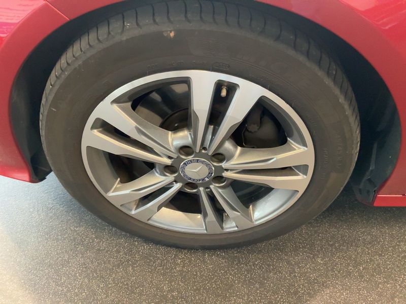 Mercedes-Benz E-Klasse E 350 CDI T BlueTEC Avantgarde 2015 – снимка 3