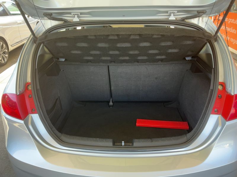 Seat Leon 1.4 TSI Reference — zdjęcie 10