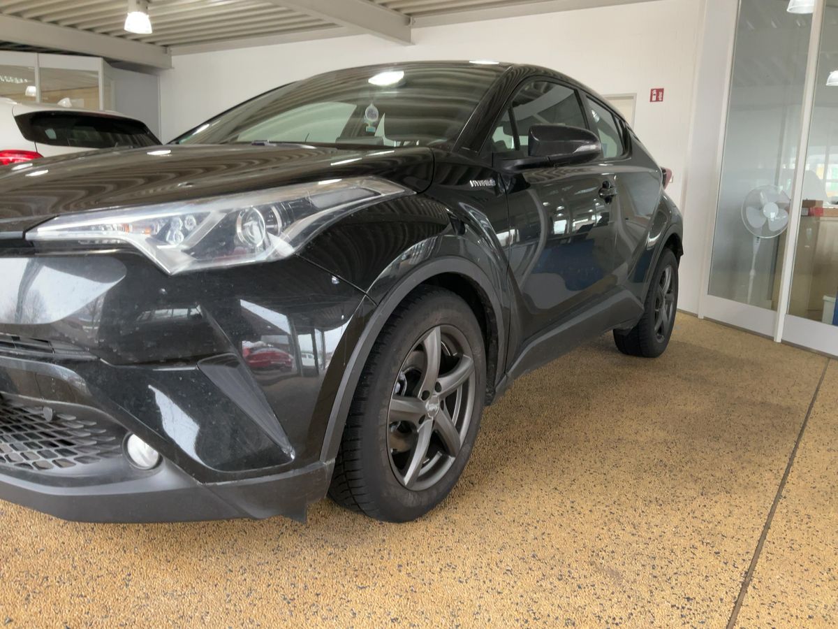 Toyota C-HR d'occasion